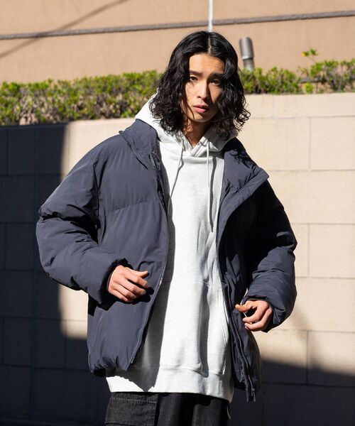 UNIIT(ユニット)の「【UNIIT/ユニット】 ボリュームエコダウンジャケット 防風 撥水 ストレッチ 軽量 700 フィルパワー相当 中綿 ユニセックス(ダウンジャケット/コート・メンズ・チャコールグレー/ライトグレー/ブラック・MEDIUM/LARGE/X-LARGE)」の14枚目の写真