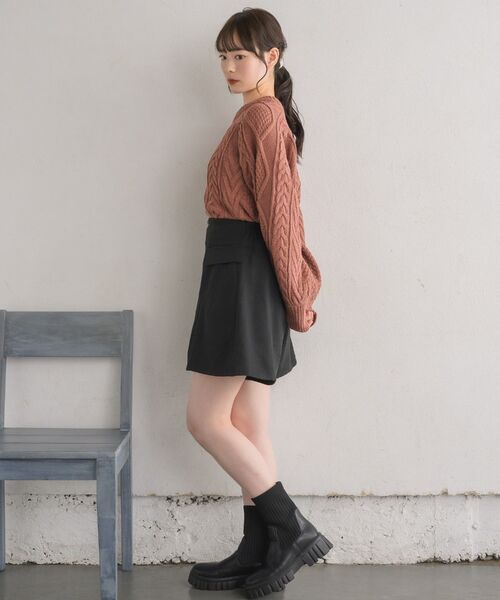 RETRO GIRL(レトロガール)の「袖ボリュームケーブルニット(ニット/セーター・レディース・ナチュラル/オレンジ/ダークグレー・FREE)」の15枚目の写真