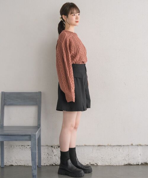 RETRO GIRL(レトロガール)の「袖ボリュームケーブルニット(ニット/セーター・レディース・ナチュラル/オレンジ/ダークグレー・FREE)」の14枚目の写真