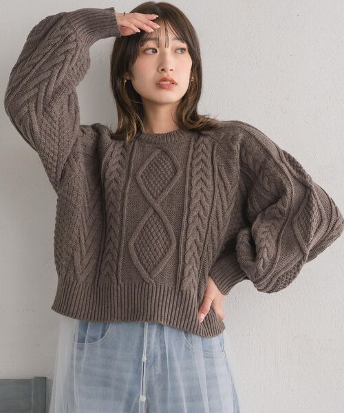 RETRO GIRL(レトロガール)の「袖ボリュームケーブルニット(ニット/セーター・レディース・ナチュラル/オレンジ/ダークグレー・FREE)」の12枚目の写真