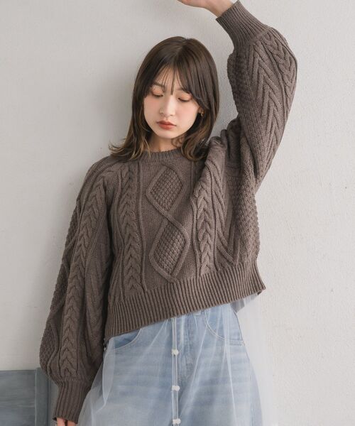 RETRO GIRL(レトロガール)の「袖ボリュームケーブルニット(ニット/セーター・レディース・ナチュラル/オレンジ/ダークグレー・FREE)」の11枚目の写真