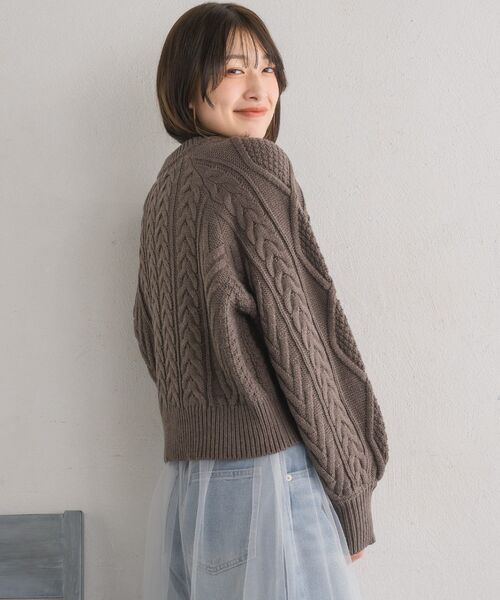 RETRO GIRL(レトロガール)の「袖ボリュームケーブルニット(ニット/セーター・レディース・ナチュラル/オレンジ/ダークグレー・FREE)」の9枚目の写真