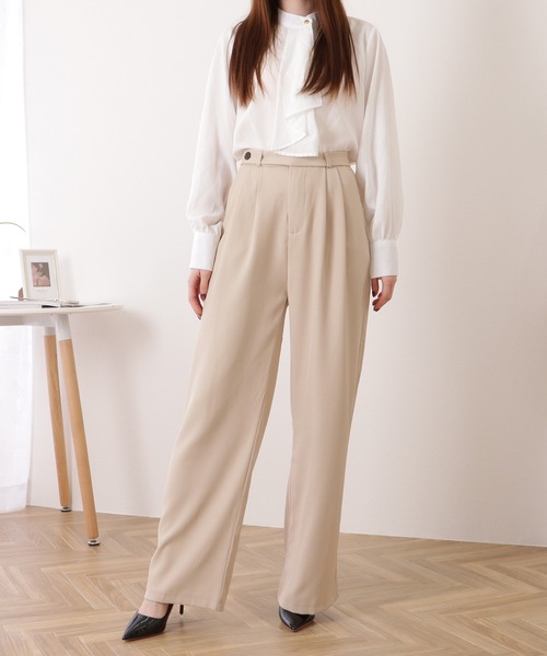Lace Ladies(レースレディース)の「バックポケット付きウエストタックストレートパンツ(スラックス・レディース・ベージュ/ダークグレー/グレー/ブラック・S/M/L)」の12枚目の写真