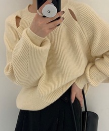 穴あきリブ編みニットプルオーバー