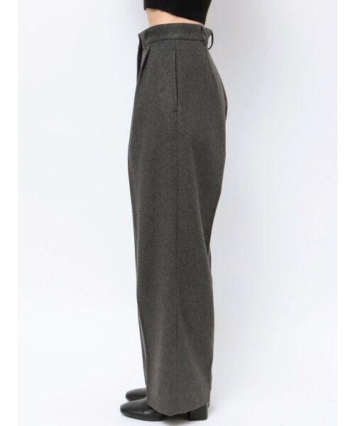 MURUA(ムルーア)の「ウールライクタックワイドパンツ(スラックス・レディース・ブラック/ダークグレー・2/1)」の14枚目の写真