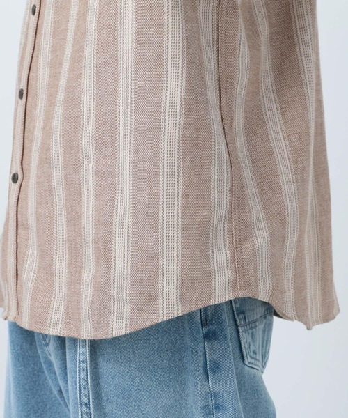BAYFLOW（ベイフロー）の「ストライプリネン長袖シャツ（シャツ/ブラウス・メンズ・ベージュ/カーキ・SMALL/MEDIUM/LARGE）」の11枚目の写真