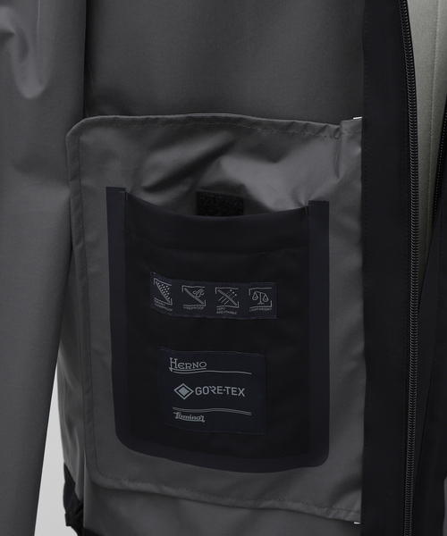 HERNO（ヘルノ）の「【HERNO / ヘルノ】 Laminar PackLight Shell 