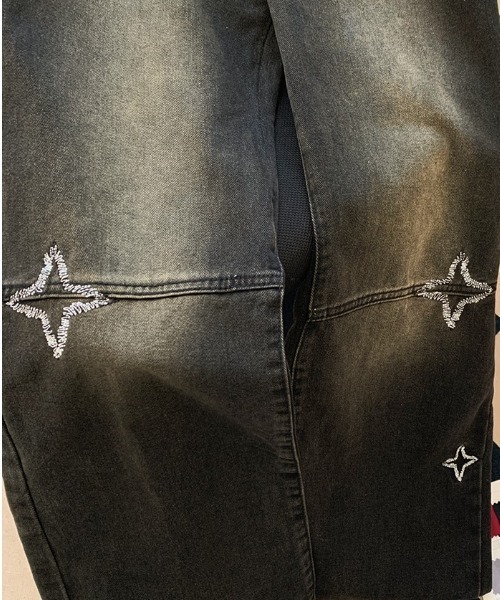 セール】星柄刺しゅうデニムパンツ（デニムパンツ）｜DIAVEL