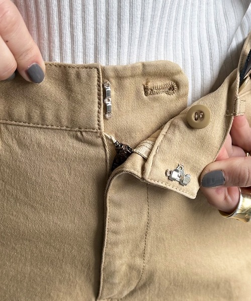 DouDou（ドゥドゥ）の「サスペンダー付パンツ（チノパンツ・レディース・ベージュ/ブラック・38/36）」の3枚目の写真