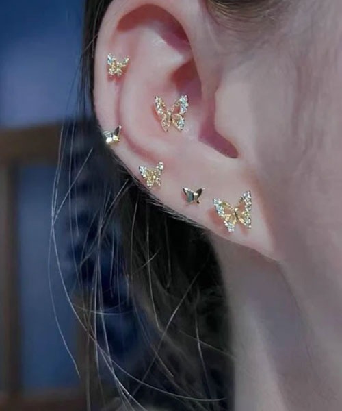 Mayree(メイリー)の「【float】バタフライ 小粒ピアス【3ペアセット】(ピアス(両耳用)・レディース・シルバー/ゴールド・FREE)」の2枚目の写真