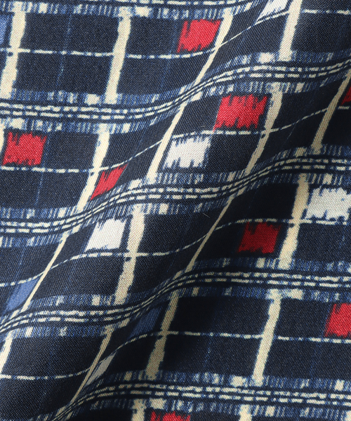 Fratelli Luigi（フラテッリルイージ）の「【Fratelli Luigi / フラテッリ ルイージ】Like Night Lattice Scarf（バンダナ/スカーフ・メンズ・チャコールグレー/ネイビー・FREE）」の9枚目の写真