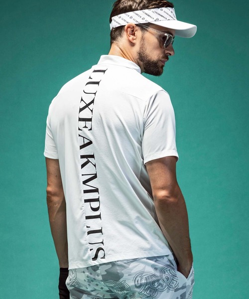 【セール】LUXEAKMPLUS(リュクスエイケイエムプラス)ゴルフ バックロゴ半袖モックネックTシャツ（Tシャツ/カットソー）｜LUXEAKMPLUS（リュクスエイケイエムプラス）
