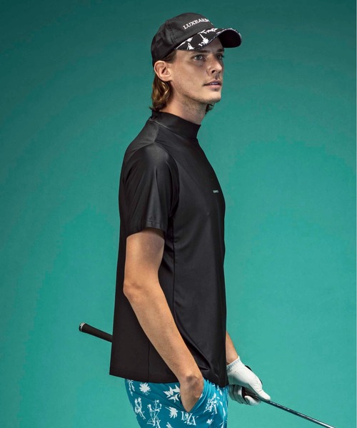 【セール】LUXEAKMPLUS(リュクスエイケイエムプラス)ゴルフ バックロゴ半袖モックネックTシャツ（Tシャツ/カットソー）｜LUXEAKMPLUS（リュクスエイケイエムプラス）