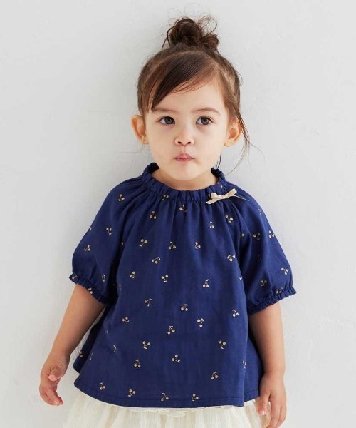 【10mois ディモワ】チェリー ギャザー 半袖ブラウス（シャツ/ブラウス）｜10mois（ディモワ）