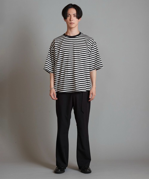 NO ID.(ノーアイディ)の「【NO ID.】Round Border U-Neck T-Shirt / ラウンド ボーダー Uネック Tシャツ(Tシャツ/カットソー・メンズ・ブラック/ネイビー/グレー・2/1)」の11枚目の写真