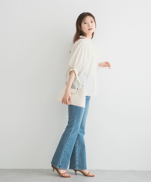 URBAN RESEARCH ROSSO WOMEN(アーバンリサーチ ロッソ)の「『一部WEB限定カラー』『UR TECH Smart Linen Touch』袖ボリュームシャツ(シャツ/ブラウス・レディース・オフホワイト/ブルー/ライトピンク/ミント・FREE)」の11枚目の写真