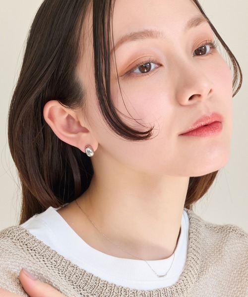 Phoebe(フィービィー)の「≪雑誌掲載≫【金属アレルギー対応/ピアス見えシリーズ】オーバルフープスナップイヤリング(イヤリング・レディース・シャンパン/シルバー/イエローゴールド・FREE)」の18枚目の写真