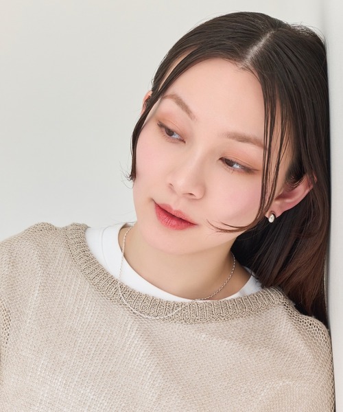 Phoebe(フィービィー)の「≪雑誌掲載≫【金属アレルギー対応/ピアス見えシリーズ】オーバルフープスナップイヤリング(イヤリング・レディース・シャンパン/シルバー/イエローゴールド・FREE)」の21枚目の写真