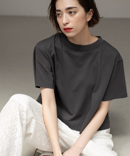 OPAQUE.CLIP（オペークドットクリップ）の「◆クロップドバックシャンTシャツ（Tシャツ/カットソー・レディース・ホワイト/チャコールグレー/スモーキーグリーン系/ブルー/ブラック・42/36/40/38）」の3枚目の写真