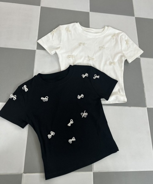 ipugo/イプゴ ハートレースアップ クロップドTシャツ