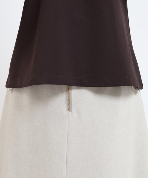 TRUDEA（トルディア）の「異素材スリーブシルケットポンチプルオーバー（Tシャツ/カットソー・レディース・ホワイト/ブラック/ブラウン・MEDIUM）」の13枚目の写真