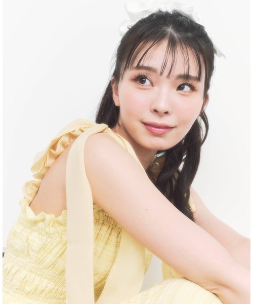 REDYAZEL（レディアゼル）の「リボンショルダーフリルキャミワンピース（ワンピース・レディース・ブラック/イエロー/オフホワイト・SMALL/MEDIUM）」の17枚目の写真
