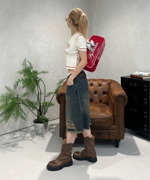 sedacle girl(セダクルガール)の「グリッタープリントロゴ配色ピチTEE(Tシャツ/カットソー・レディース・オフホワイト/チャコールグレー・SMALL/MEDIUM)」の7枚目の写真