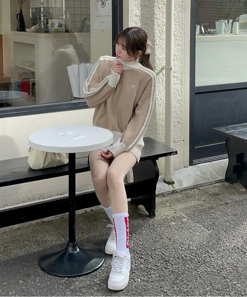 Chick(チック)の「▲SIDE LINE FULL-ZIP CARDIGAN / サイドラインジップカーディガン(カーディガン/ボレロ・レディース・グレー/ブラウン/ネイビー・FREE)」の4枚目の写真