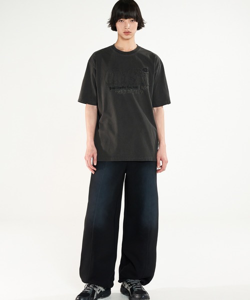 ODD STUDIO(オッドスタジオ)の「ODD PIGMENT DUSTY OVER FIT TEE(Tシャツ/カットソー・レディース・チャコールグレー/チャコール/ネイビー/ピンク・M/L)」の6枚目の写真