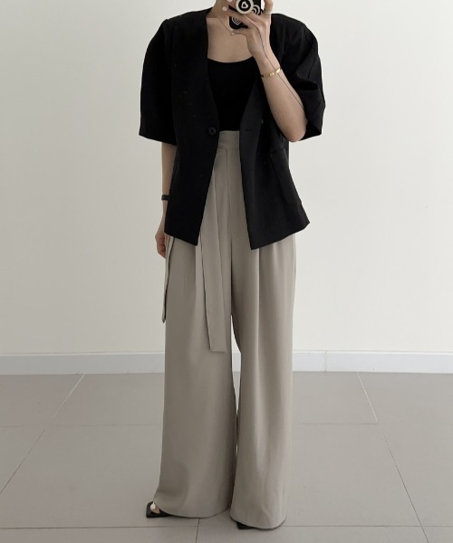 ECLIN（エクラン）の「サイドリボンハイウエストセミワイドパンツ（その他パンツ・レディース・グレイッシュベージュ/ブラック/グリーン・S/M/L）」の16枚目の写真