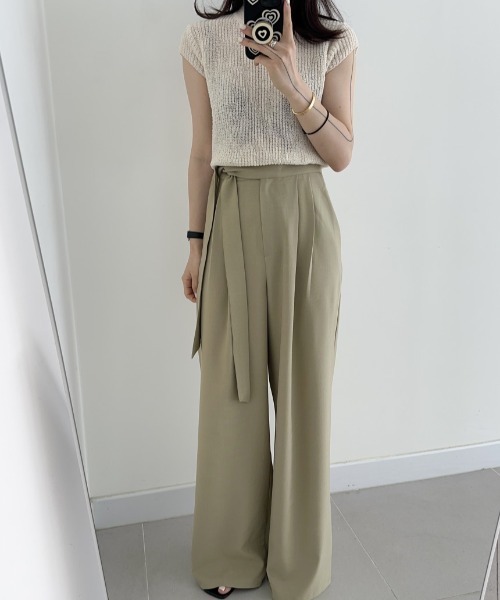 ECLIN（エクラン）の「サイドリボンハイウエストセミワイドパンツ（その他パンツ・レディース・グレイッシュベージュ/ブラック/グリーン・S/M/L）」の12枚目の写真