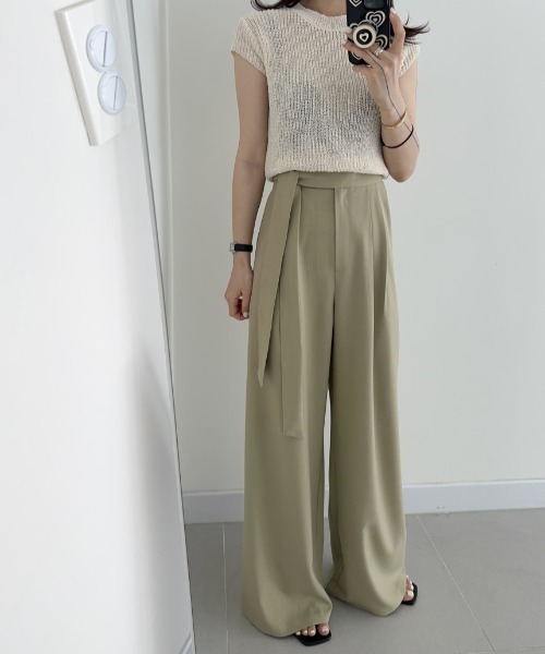 ECLIN（エクラン）の「サイドリボンハイウエストセミワイドパンツ（その他パンツ・レディース・グレイッシュベージュ/ブラック/グリーン・S/M/L）」の11枚目の写真