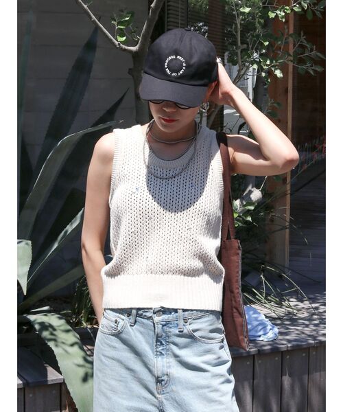 Ungrid（アングリッド）の「ビジューニットベスト（ニット/セーター・レディース・アイボリー/ブラック・FREE）」の6枚目の写真