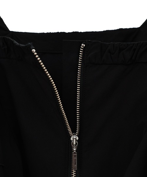 31 Sons de mode（トランテアン　ソン　ドゥ　モード）の「ジップ付き２ＷＡＹフリルブラウス（シャツ/ブラウス・レディース・ブラック/オフホワイト/レオパード・36/38）」の17枚目の写真