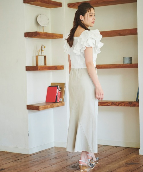 31 Sons de mode（トランテアン　ソン　ドゥ　モード）の「ジップ付き２ＷＡＹフリルブラウス（シャツ/ブラウス・レディース・ブラック/オフホワイト/レオパード・36/38）」の11枚目の写真