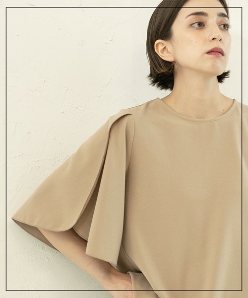 OPAQUE.CLIP（オペークドットクリップ）の「◆UV チューリップスリーブトップス【吸水速乾/洗濯機洗い可】（Tシャツ/カットソー・レディース・ブラック/オフホワイト/ベージュ/ネイビー・36/38/40/42）」の7枚目の写真