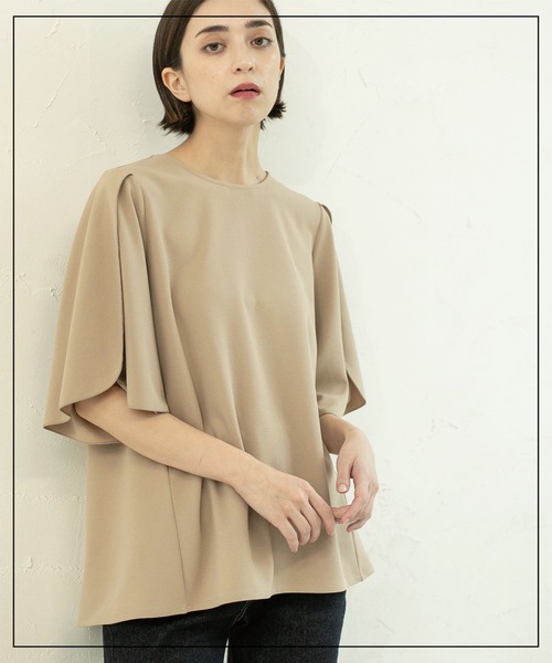 OPAQUE.CLIP（オペークドットクリップ）の「◆UV チューリップスリーブトップス【吸水速乾/洗濯機洗い可】（Tシャツ/カットソー・レディース・ブラック/オフホワイト/ベージュ/ネイビー・36/38/40/42）」の8枚目の写真