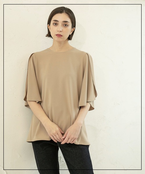 OPAQUE.CLIP（オペークドットクリップ）の「◆UV チューリップスリーブトップス【吸水速乾/洗濯機洗い可】（Tシャツ/カットソー・レディース・ブラック/オフホワイト/ベージュ/ネイビー・36/38/40/42）」の10枚目の写真