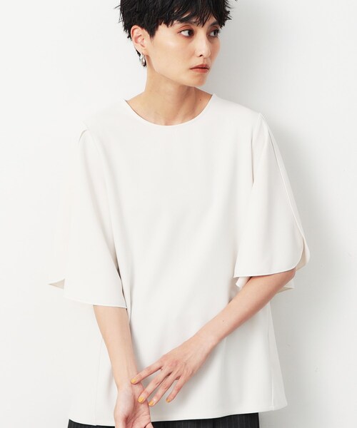 OPAQUE.CLIP（オペークドットクリップ）の「◆UV チューリップスリーブトップス【吸水速乾/洗濯機洗い可】（Tシャツ/カットソー・レディース・ブラック/オフホワイト/ベージュ/ネイビー・36/38/40/42）」の17枚目の写真