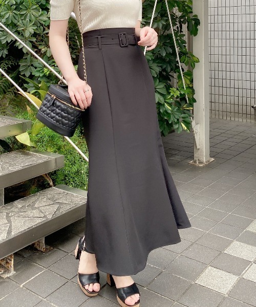 INGNI(イング)の「共ベルト付マーメイドスカート(スカート・レディース・チャコールグレー/ライトベージュ/ブラック/ボルドー・FREE)」の12枚目の写真