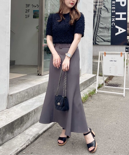 INGNI(イング)の「共ベルト付マーメイドスカート(スカート・レディース・チャコールグレー/ライトベージュ/ブラック/ボルドー・FREE)」の5枚目の写真