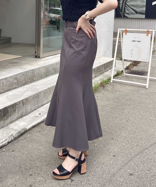 INGNI(イング)の「共ベルト付マーメイドスカート(スカート・レディース・チャコールグレー/ライトベージュ/ブラック/ボルドー・FREE)」の6枚目の写真