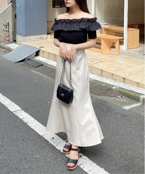 INGNI(イング)の「共ベルト付マーメイドスカート(スカート・レディース・チャコールグレー/ライトベージュ/ブラック/ボルドー・FREE)」の18枚目の写真