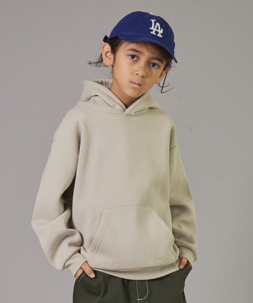 PAIRMANON STREET（ペアマノンストリート）の「【PAIRMANON STREET】裏起毛 無地 シンプル フーディー 長袖 スウェット パーカー（パーカー・キッズ・オレンジ/ベージュ/ネイビー/ブラック/グレー/グリーン・100/110/120/130/140/150/160/90）」の4枚目の写真