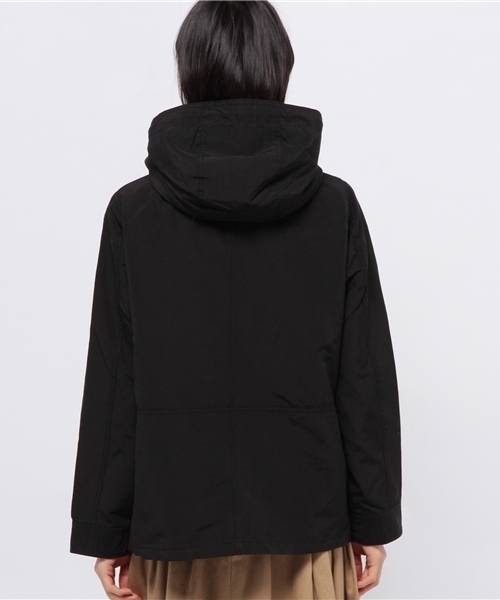 LBC(エルビーシー)の「FCNライナーベスト付きマウンテンパーカ(マウンテンパーカー・レディース・マスタード/ダークブルー/ネイビー/ブラック・MEDIUM/LARGE)」の6枚目の写真