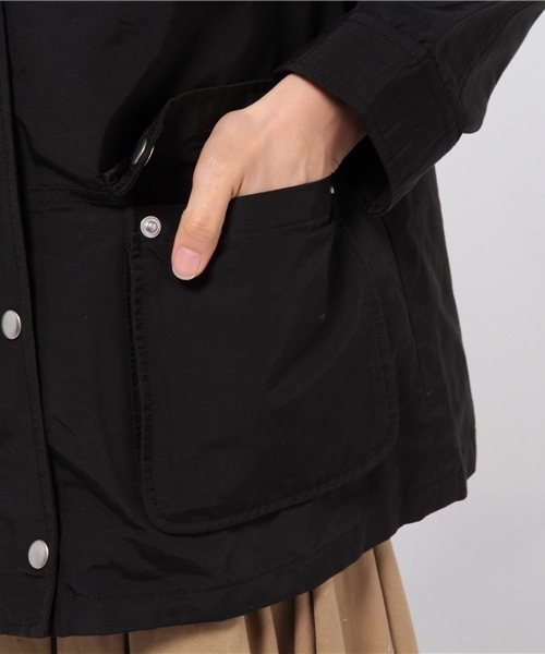 LBC(エルビーシー)の「FCNライナーベスト付きマウンテンパーカ(マウンテンパーカー・レディース・マスタード/ダークブルー/ネイビー/ブラック・MEDIUM/LARGE)」の10枚目の写真