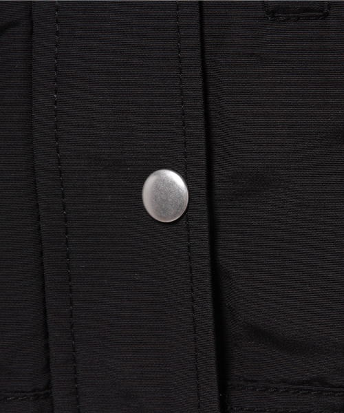 LBC(エルビーシー)の「FCNライナーベスト付きマウンテンパーカ(マウンテンパーカー・レディース・マスタード/ダークブルー/ネイビー/ブラック・MEDIUM/LARGE)」の13枚目の写真