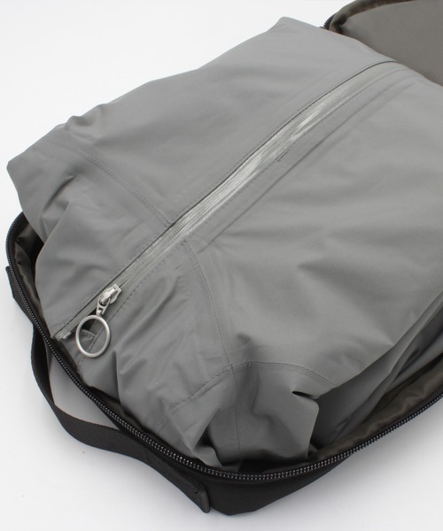 RAW.C(ロークリエイト)の「FUNCTIONAL/ファンクショナル ボディバッグ LIGHT WEIGHT UTILITY SQUARE SLING 撥水 軽量 RCB-091TI(ボディバッグ/ウエストポーチ・メンズ・ブラック・FREE)」の11枚目の写真