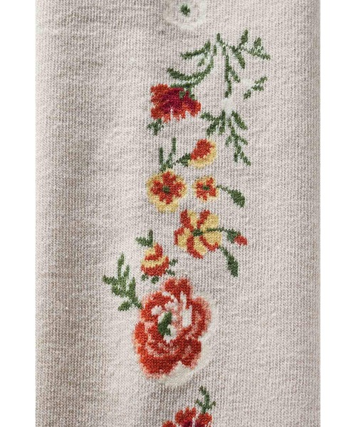 MEDE19F（メデジュウキュウ）の「ＫＣＩ×ＭＥＤＥ１９Ｆ　衣裳柄ソックス〈ライトベージュ〉（ソックス/靴下・レディース・ライトベージュ・ONE SIZE）」の3枚目の写真