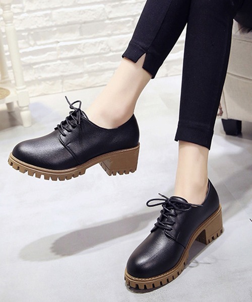 STYLEBLOCK(スタイルブロック)の「レザー調レースアップシューズ(パンプス・レディース・オフホワイト/ブラック/ダークブラウン・37/39/38/40/35/36)」の3枚目の写真